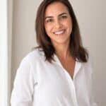 Foto de perfil da Dra. Camila Torres, veterinária e autora do Tutor Inteligente Pet